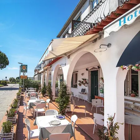 ホテル Sette Archi アメーリア