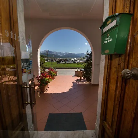 ホテル Sette Archi