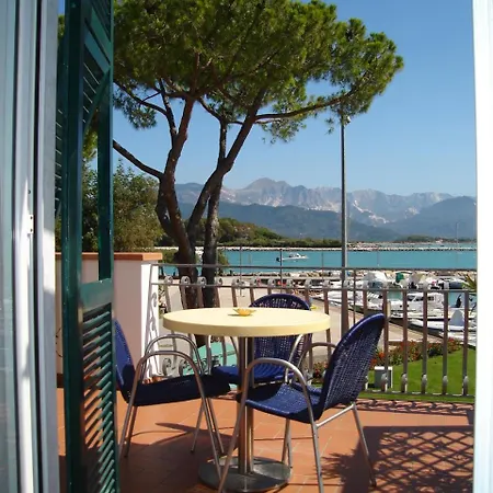 Sette Archi Otel Bocca di Magra